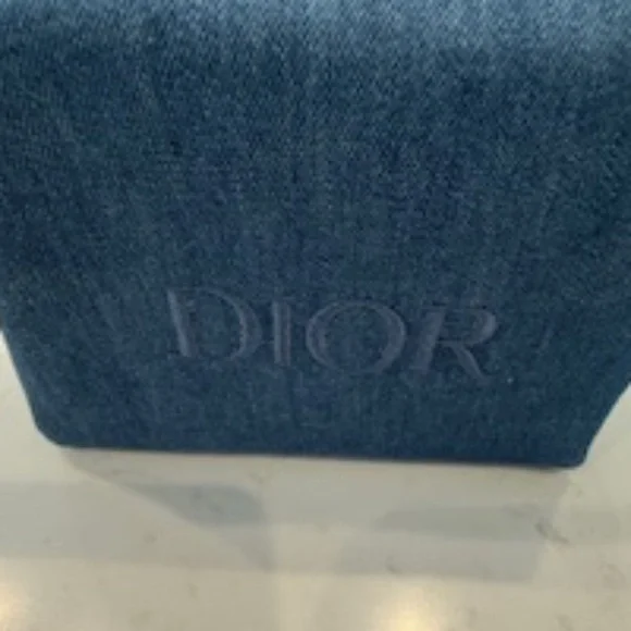 💋 Dior Pouch w/zip *NEW - Picture 6 of 7